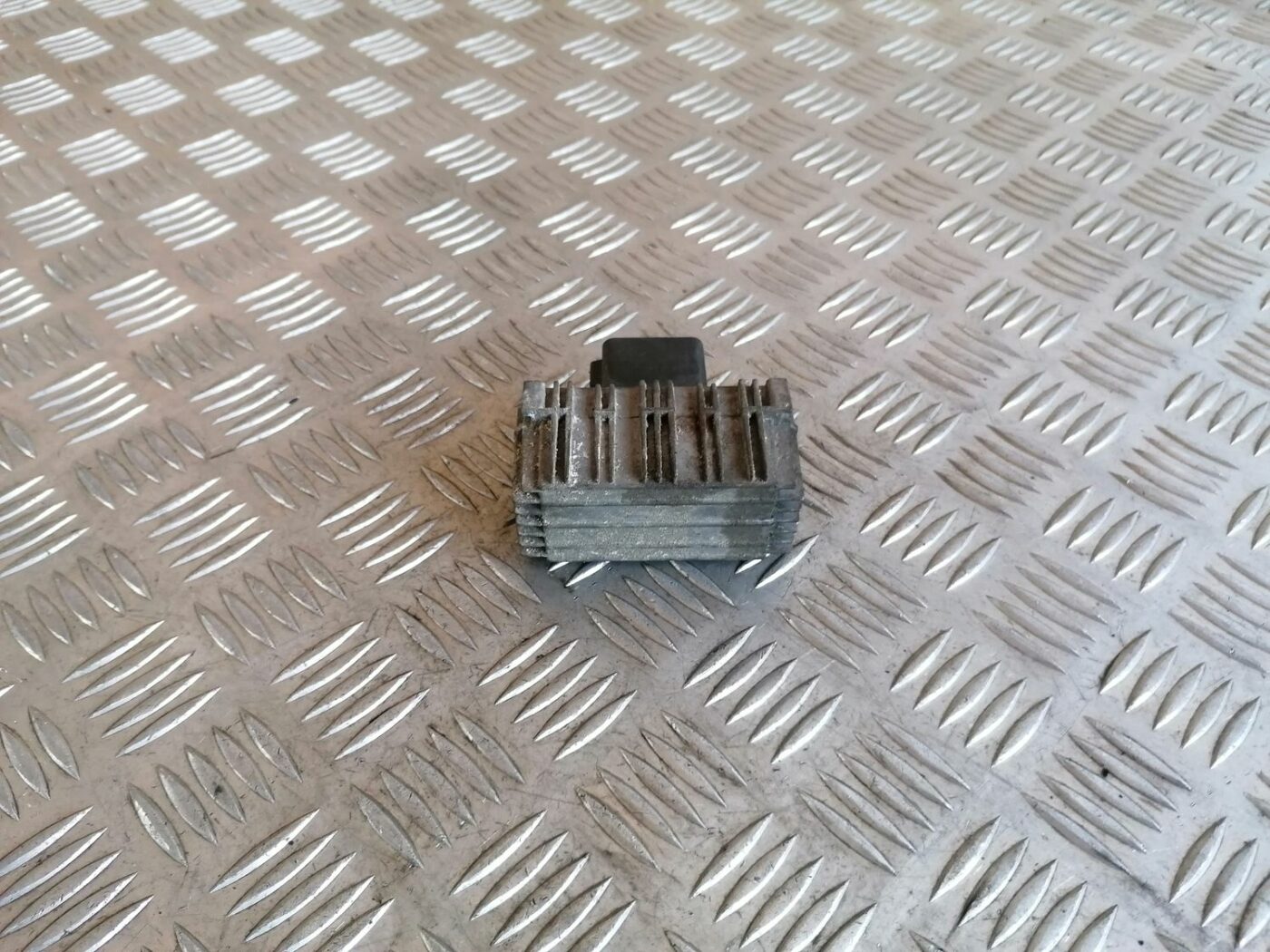 Kvēlsveču releja priekš OPEL MERIVA 2004 1 Kvēlsveču releja priekš OPEL MERIVA 2004