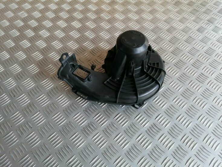 Salona ventilators priekš OPEL MERIVA 2004
