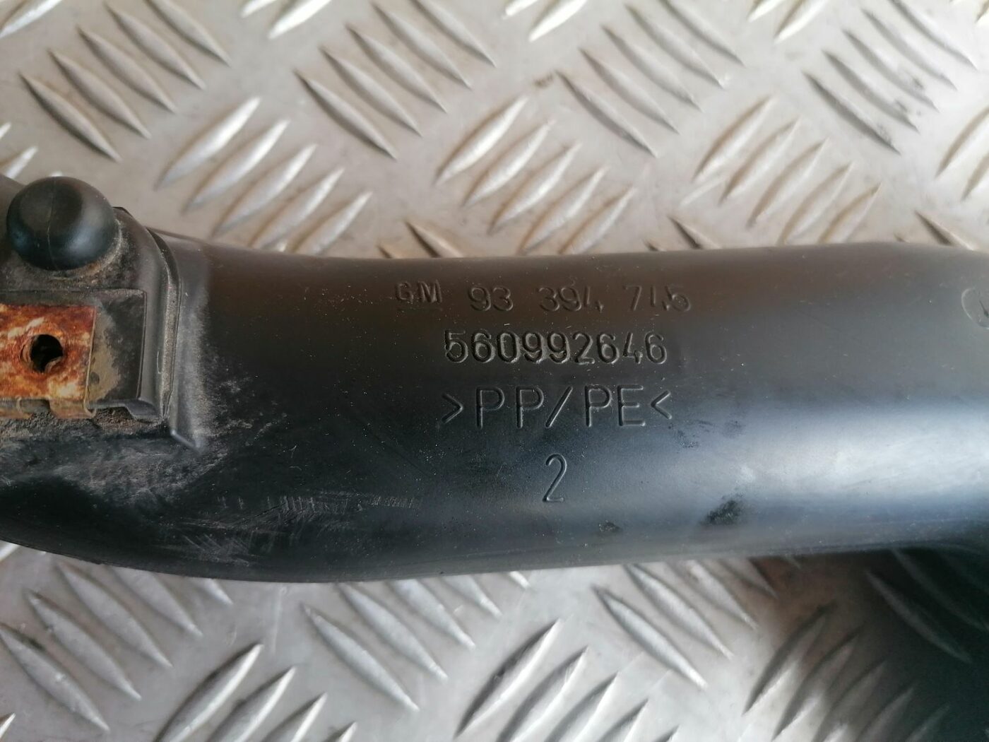 Gaisa ieplūdes šļūtene priekš OPEL MERIVA 2004 2 Gaisa ieplūdes šļūtene priekš OPEL MERIVA 2004