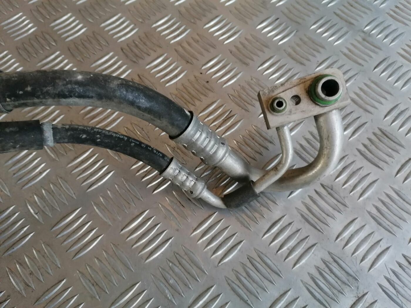 Gaisa kondicioniera galvenā caurule priekš OPEL MERIVA 2004 2 Gaisa kondicioniera galvenā caurule priekš OPEL MERIVA 2004