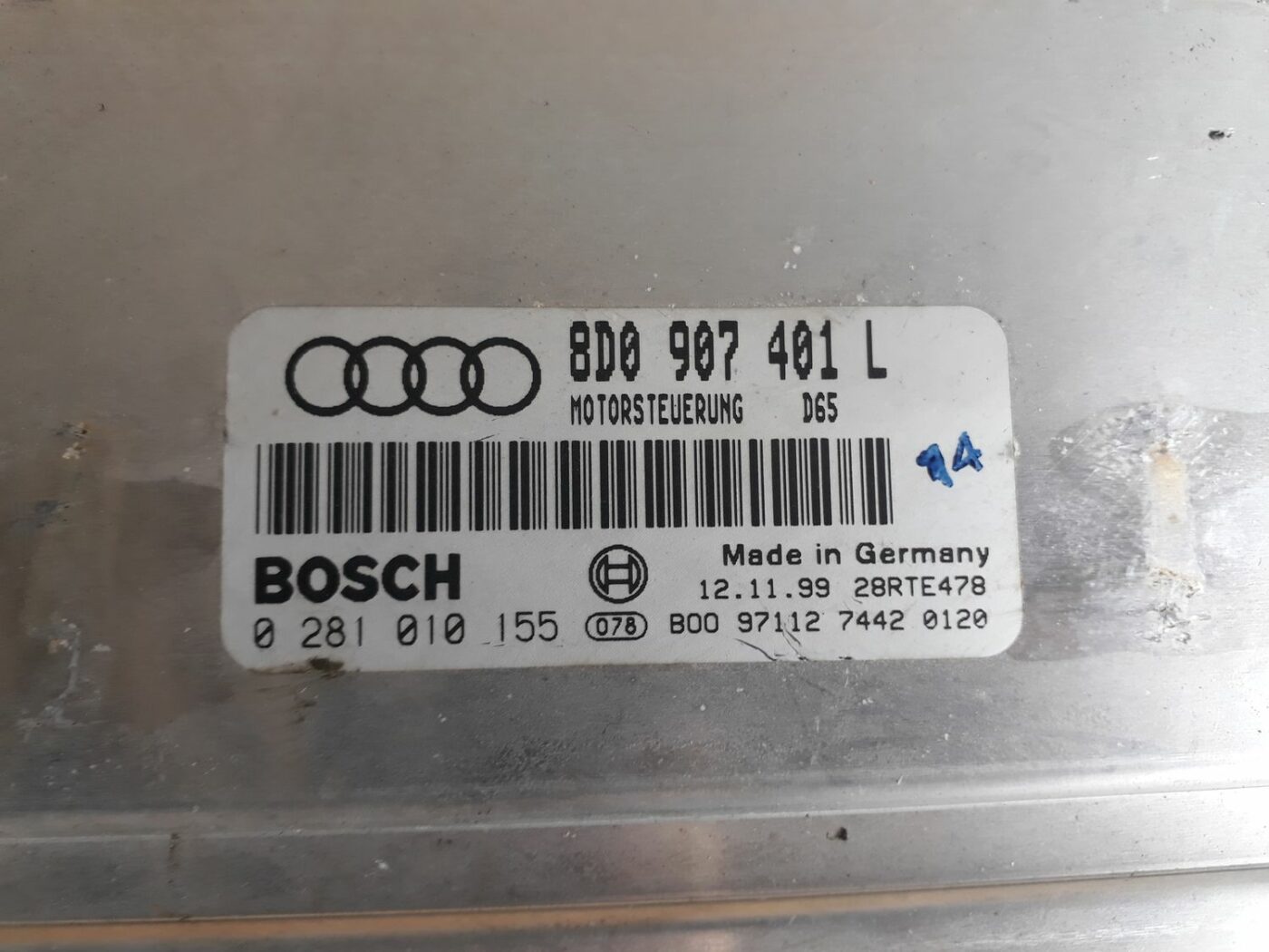 Dzinēja vadības bloks priekš AUDI A4 2000 AVANT 5 Dzinēja vadības bloks priekš AUDI A4 2000 AVANT