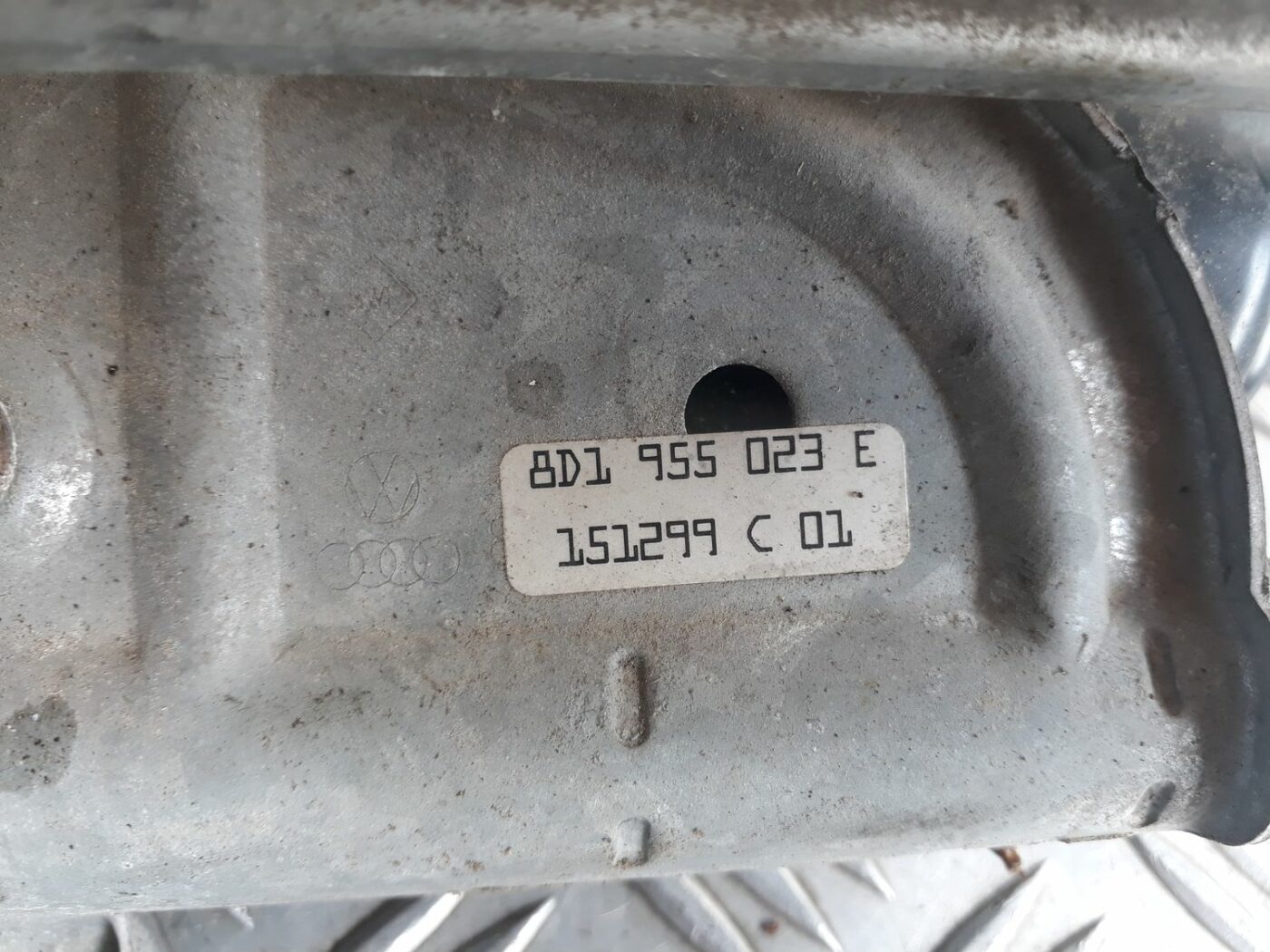 Vējstikla tīrīšanas mehānisms priekš AUDI A4 2000 AVANT 4 Vējstikla tīrīšanas mehānisms priekš AUDI A4 2000 AVANT