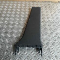 Vidējas salona statnes apdare priekš AUDI A4 2000 AVANT