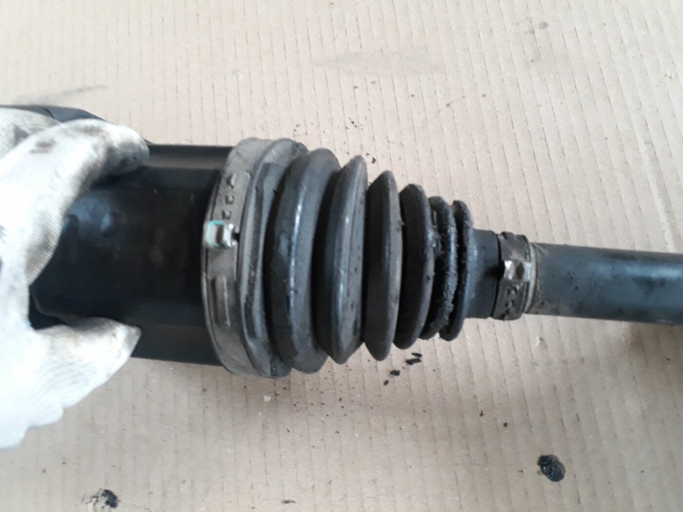 Pusass priekšēja labā priekš VOLVO S60 2007 6 Pusass priekšēja labā priekš VOLVO S60 2007