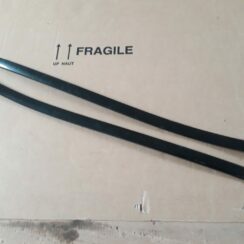 Vējstikla moldings priekš VOLVO S60 2007