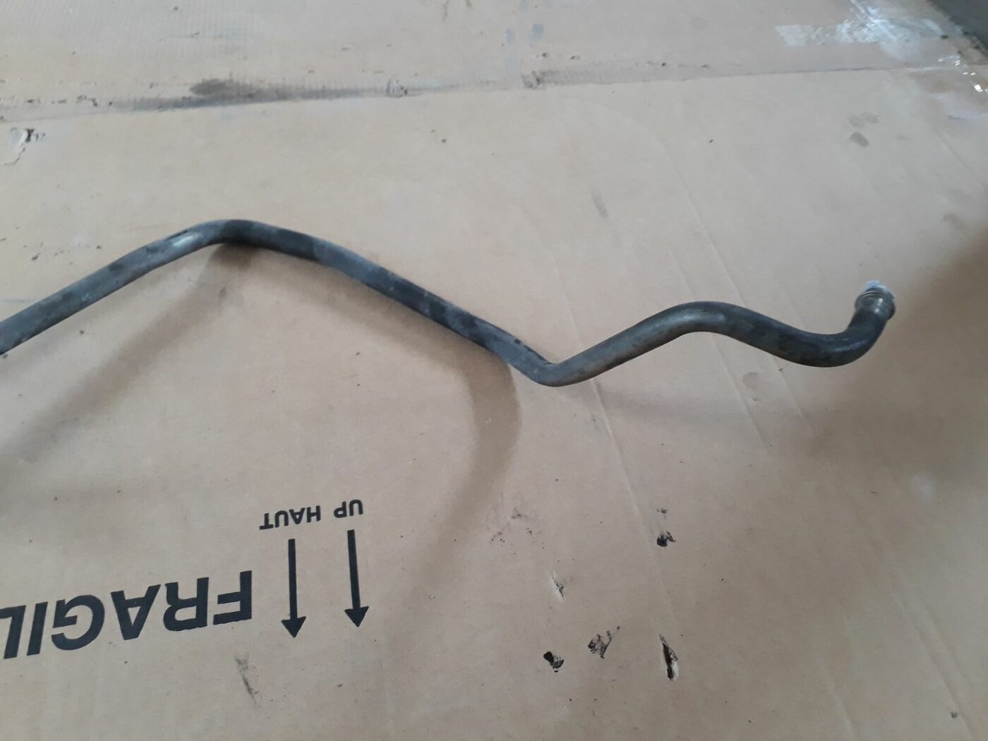 Gaisa kondicioniera galvenā caurule priekš VOLVO S60 2007 3 Gaisa kondicioniera galvenā caurule priekš VOLVO S60 2007