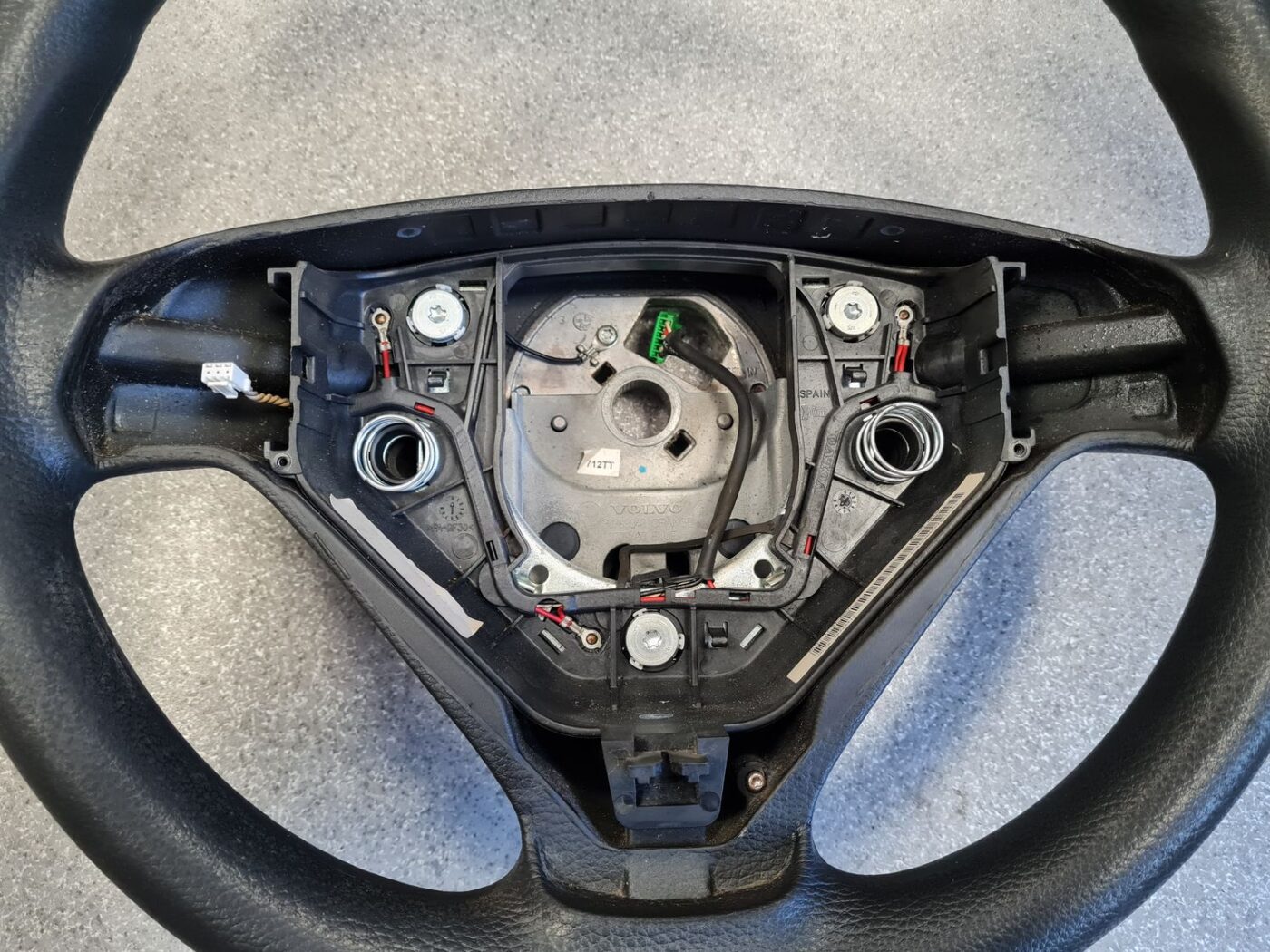 Stūre priekš VOLVO S60 2007 13 Stūre priekš VOLVO S60 2007