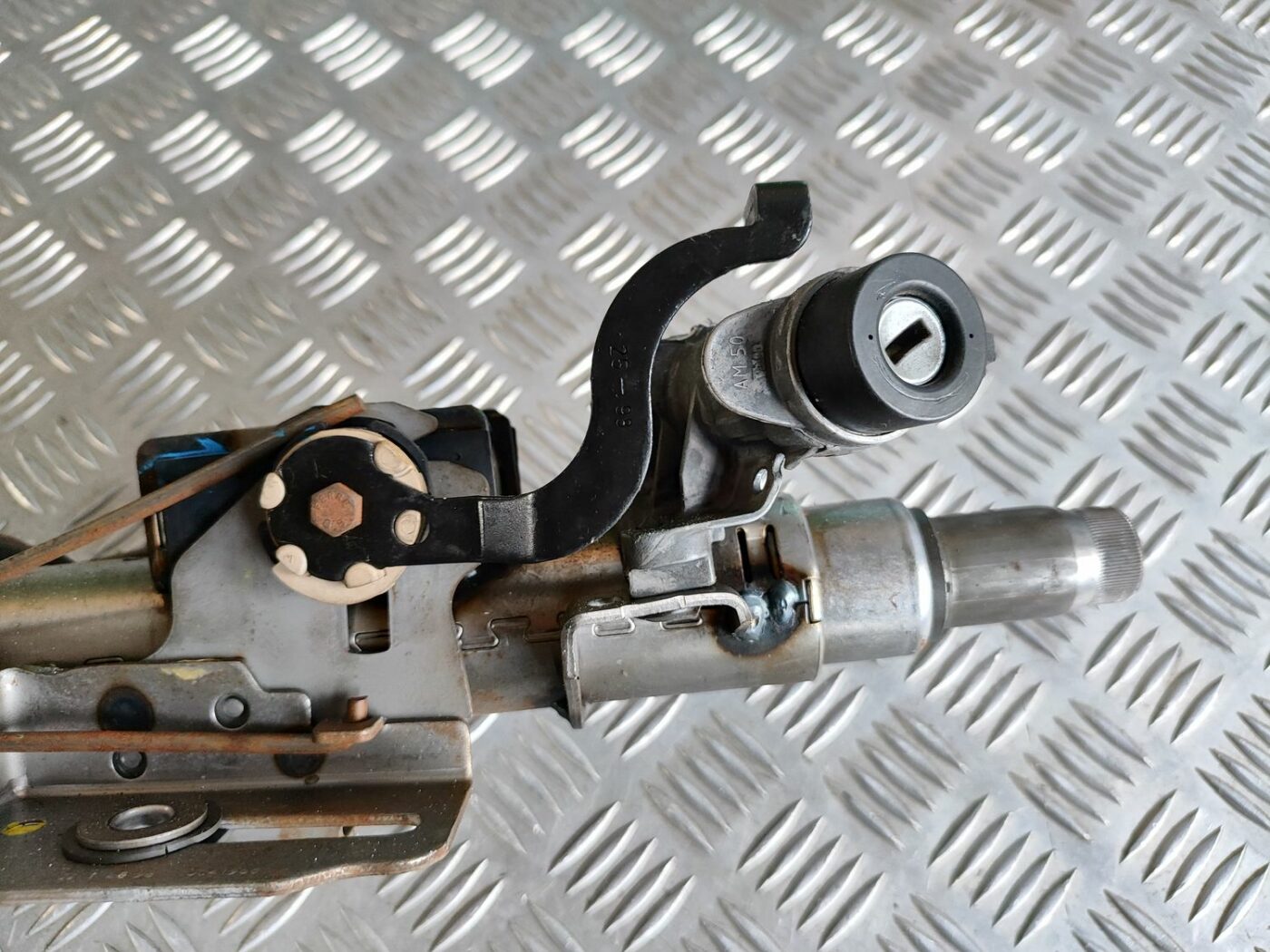 Stūres statne priekš VW GOLF IV 1999 4 Stūres statne priekš VW GOLF IV 1999