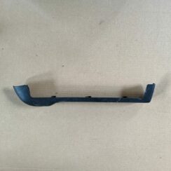Priekšējā kreisā sēdekļa sliežu apdare priekš VW GOLF IV 1999