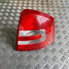 Aizmugurējais labais lukturis priekš SKODA OCTAVIA 2008