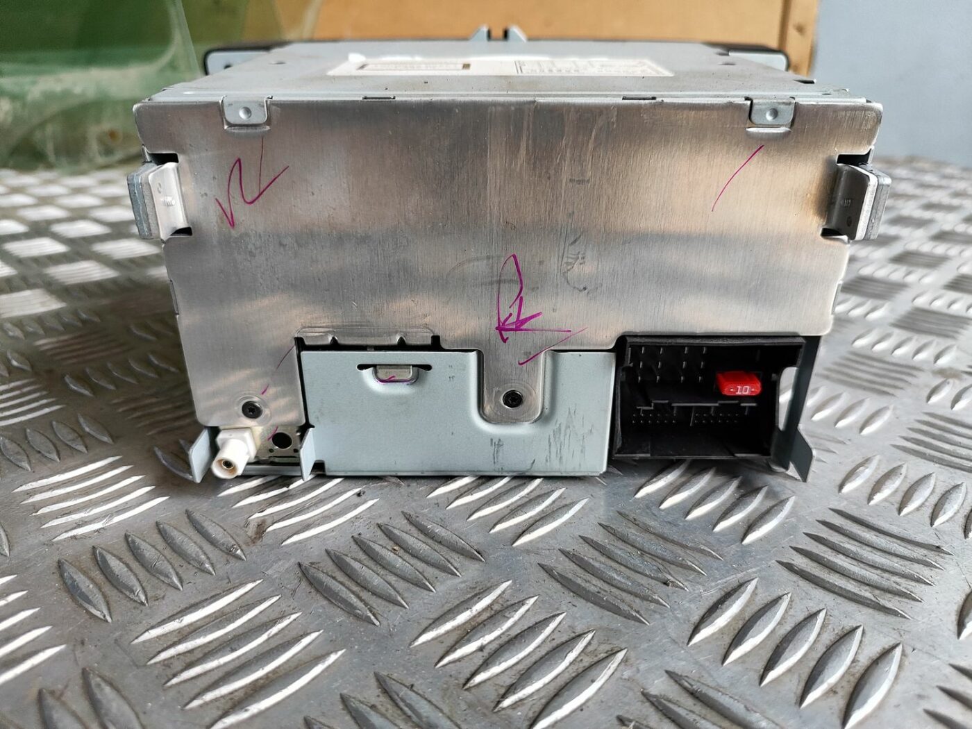 CD/DVD/Navigācijas bloks priekš SKODA OCTAVIA 2008 4 CD/DVD/Navigācijas bloks priekš SKODA OCTAVIA 2008