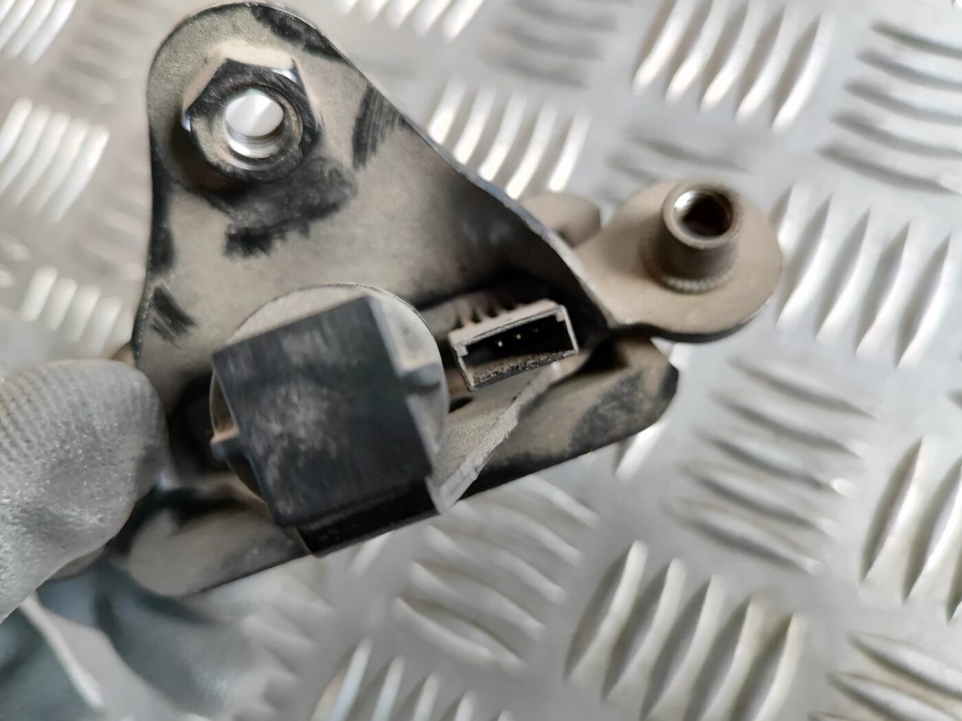 Bagāžnieka vāka slēdzene priekš SKODA OCTAVIA 2008 3 Bagāžnieka vāka slēdzene priekš SKODA OCTAVIA 2008