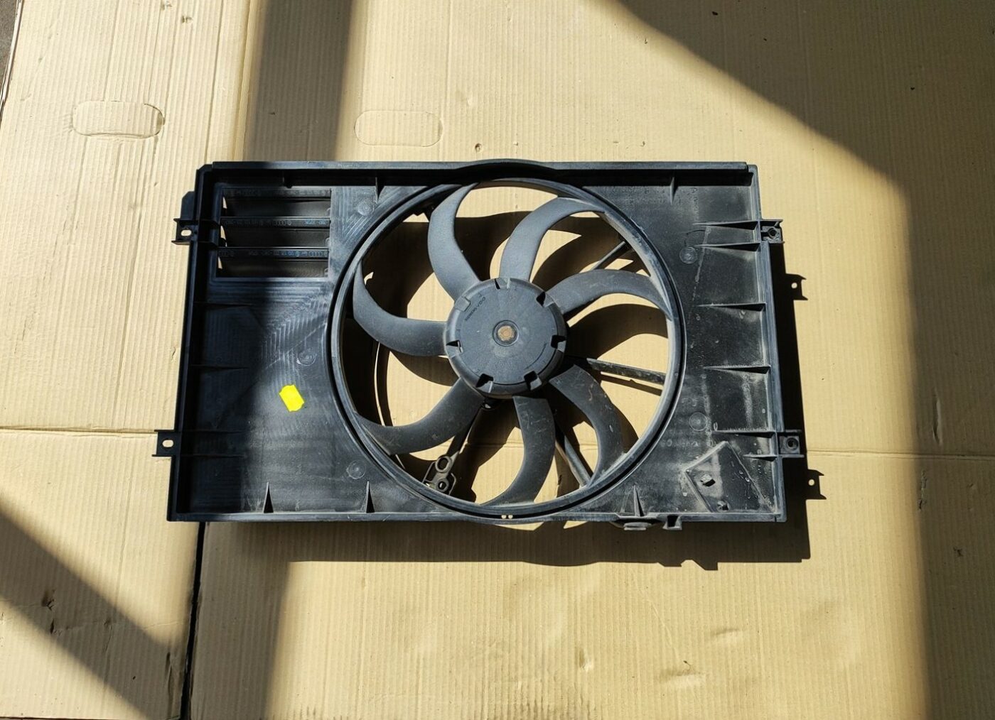 Dzesēšanas radiatora ventilators priekš SKODA OCTAVIA 2008 1 Dzesēšanas radiatora ventilators priekš SKODA OCTAVIA 2008