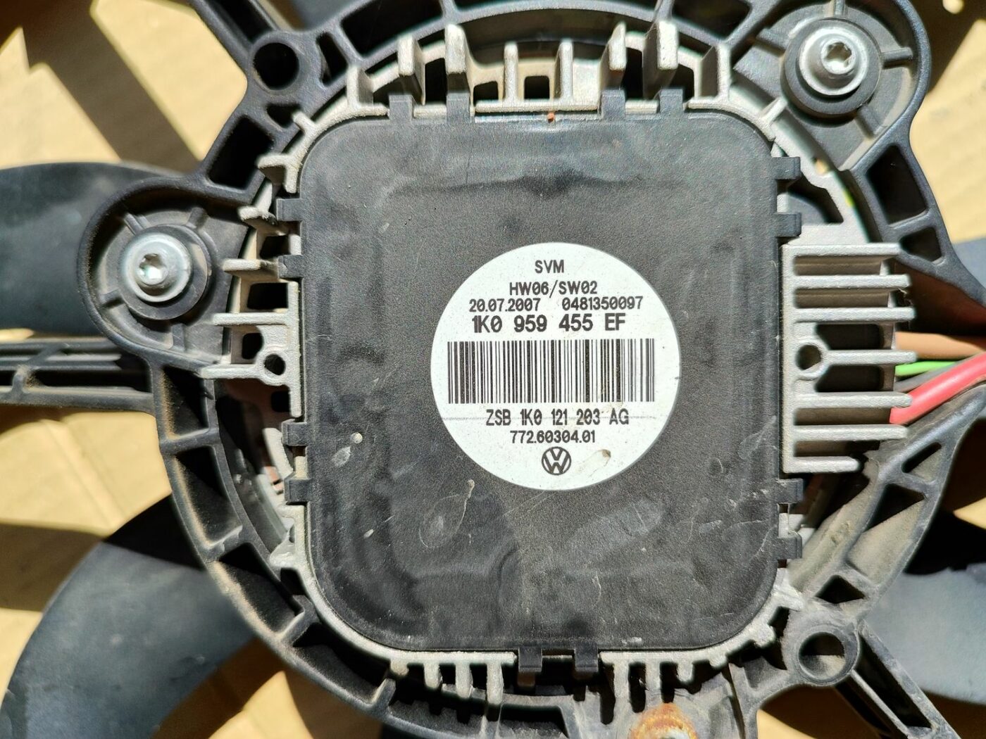 Dzesēšanas radiatora ventilators priekš SKODA OCTAVIA 2008 5 Dzesēšanas radiatora ventilators priekš SKODA OCTAVIA 2008