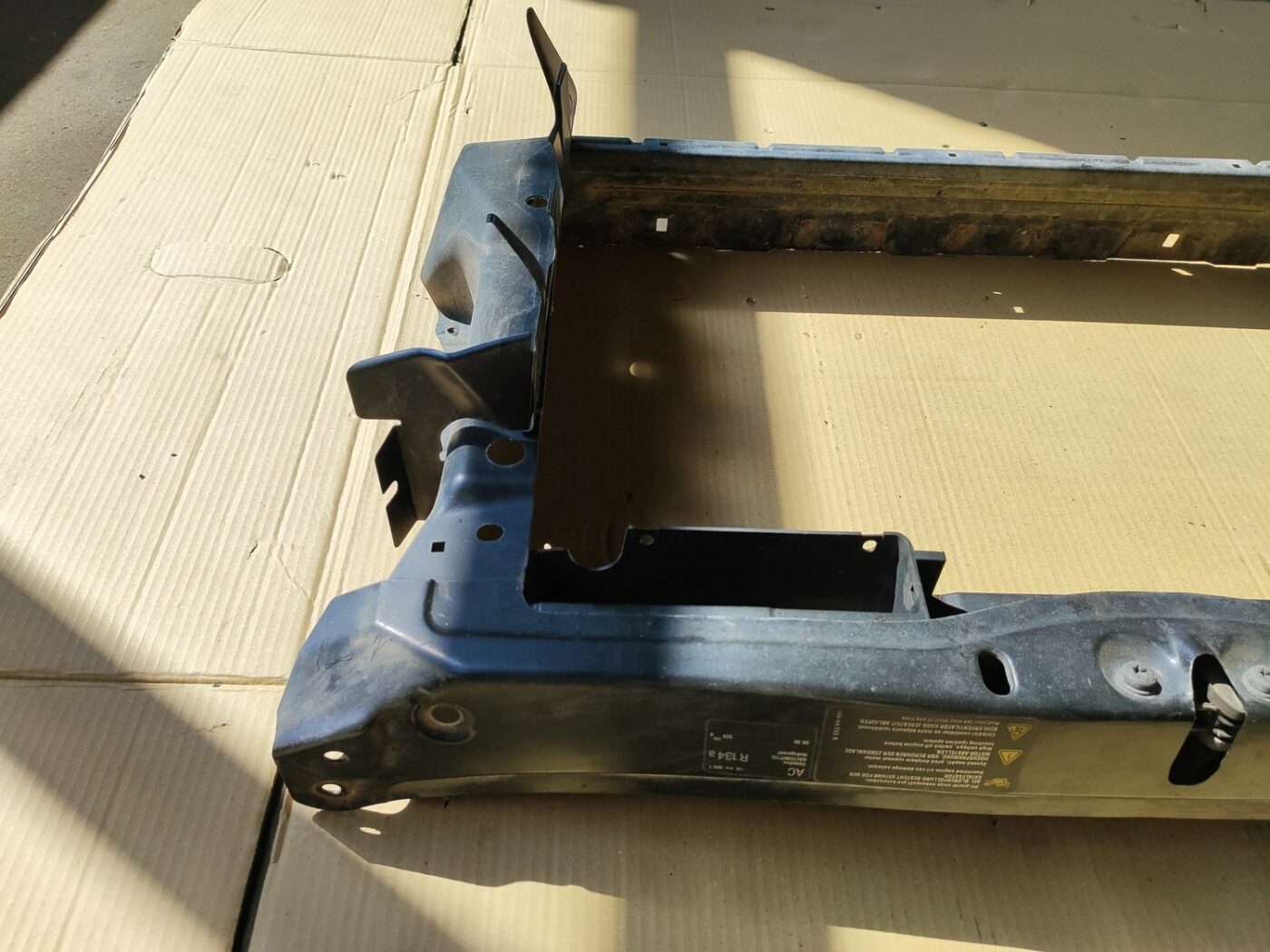 Priekšējā radiatora rāmis priekš SKODA OCTAVIA 2008 5 Priekšējā radiatora rāmis priekš SKODA OCTAVIA 2008