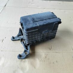 Akumulatora stiprināšanas korpuss priekš SKODA OCTAVIA 2008