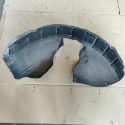 Priekšējais labais paspārns priekš SKODA OCTAVIA 2008