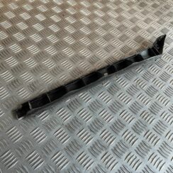 Aizmugurējā spārna un bufera stiprinājums priekš SKODA OCTAVIA 2008