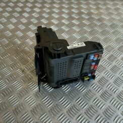 Drošinātāju relejas kaste priekš VOLVO S60 2007