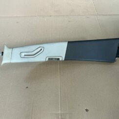 Vidējas salona statnes apdare priekš VOLVO S60 2007