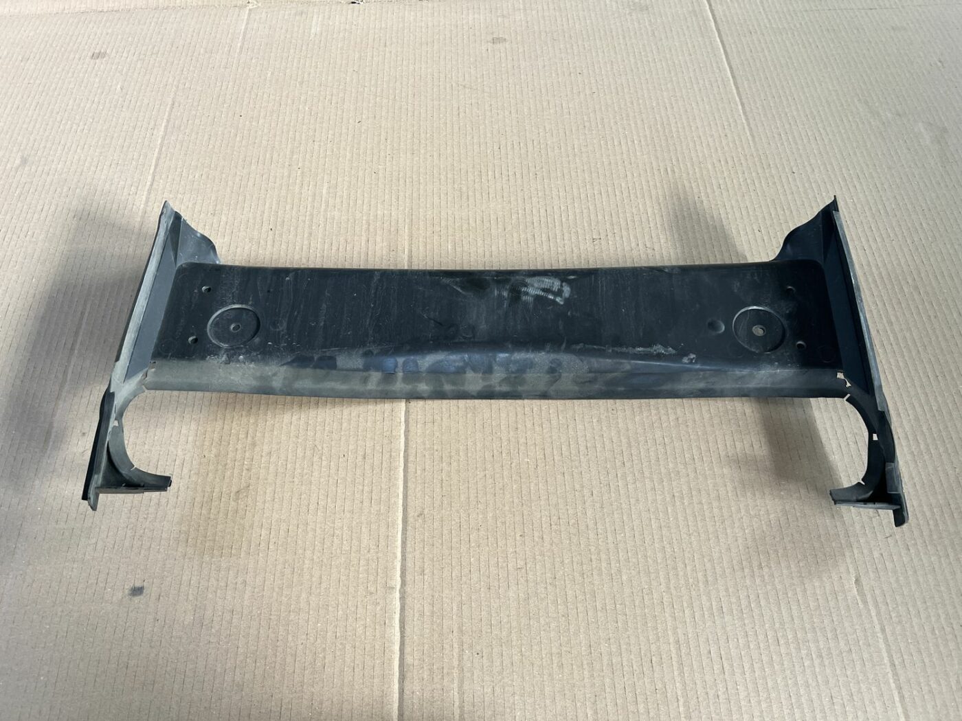 Ieplūdes gaisa deflektors/Difuzors priekš VOLVO S60 2007 3 Ieplūdes gaisa deflektors/Difuzors priekš VOLVO S60 2007