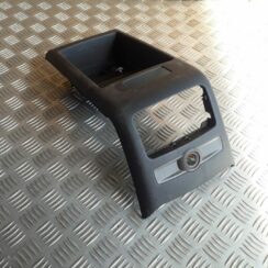 Centrālās konsoles (apdares) aizmugurēja daļa priekš AUDI A6 AVANT 2006