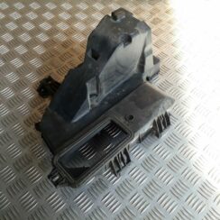 Drošinātāju kārbas korpuss priekš AUDI A6 AVANT 2006