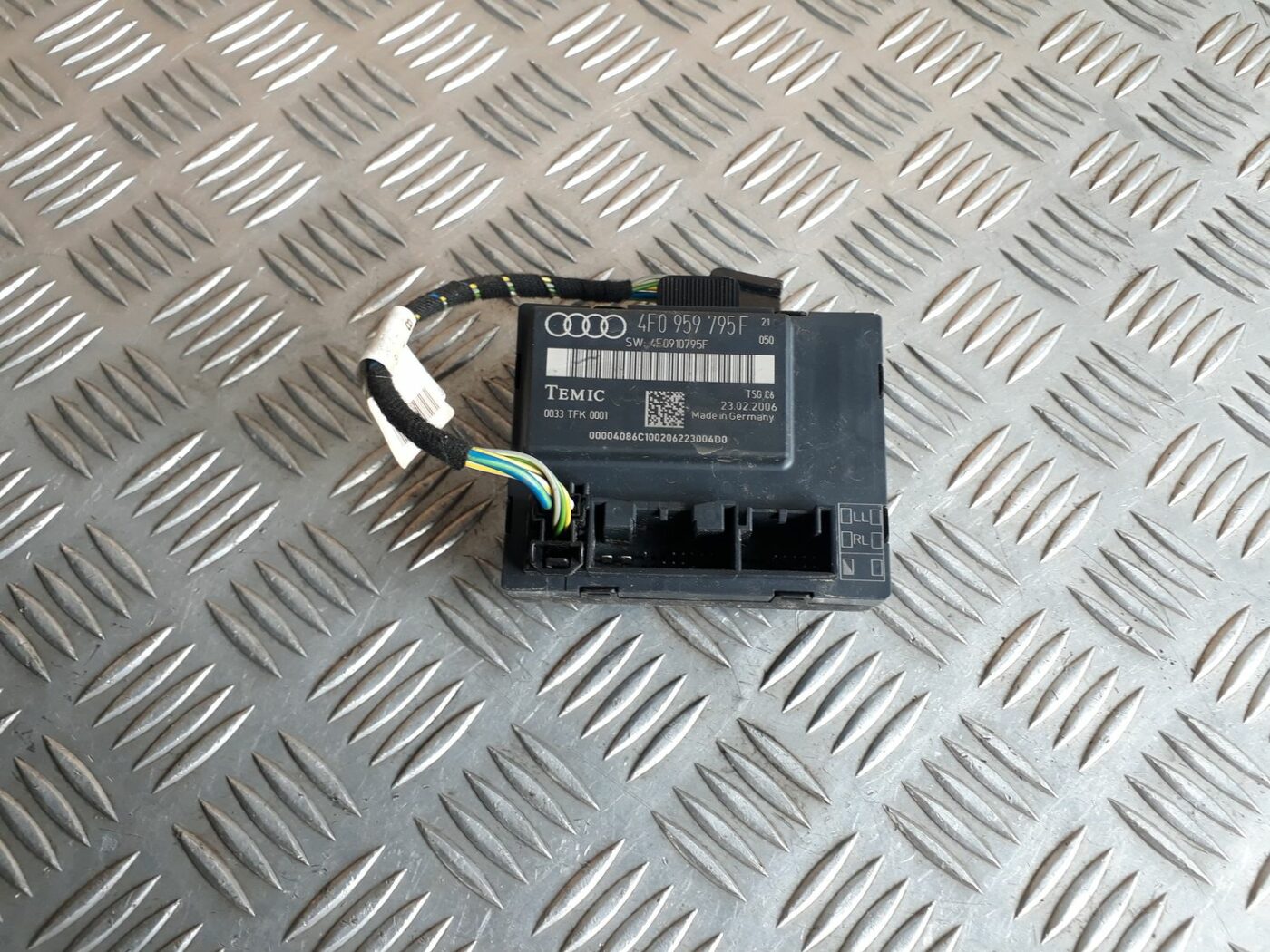 Durvju vadības bloks priekš AUDI A6 AVANT 2006 1 Durvju vadības bloks priekš AUDI A6 AVANT 2006