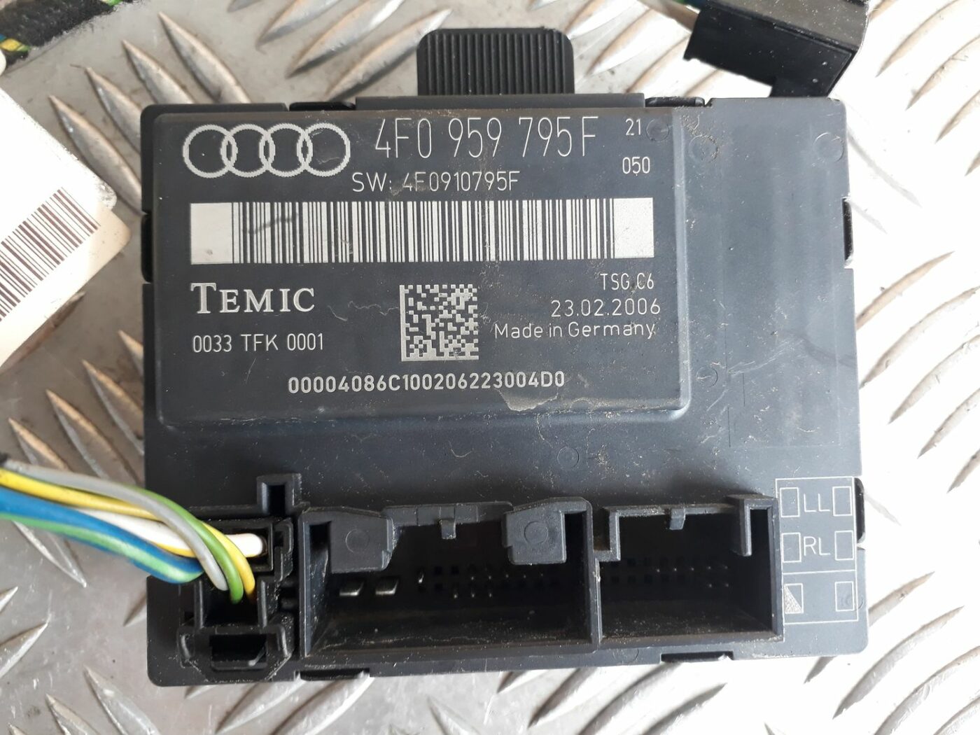 Durvju vadības bloks priekš AUDI A6 AVANT 2006 3 Durvju vadības bloks priekš AUDI A6 AVANT 2006