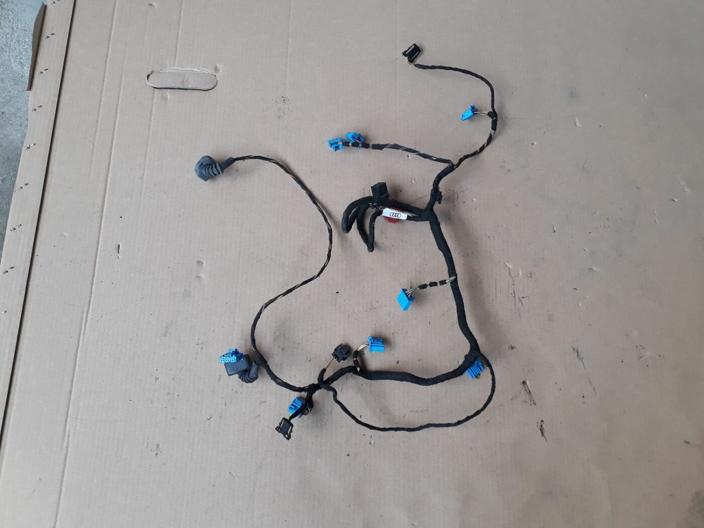 Citi auto elektroinstalācijas vadi priekš AUDI A6 AVANT 2006 1 Citi auto elektroinstalācijas vadi priekš AUDI A6 AVANT 2006