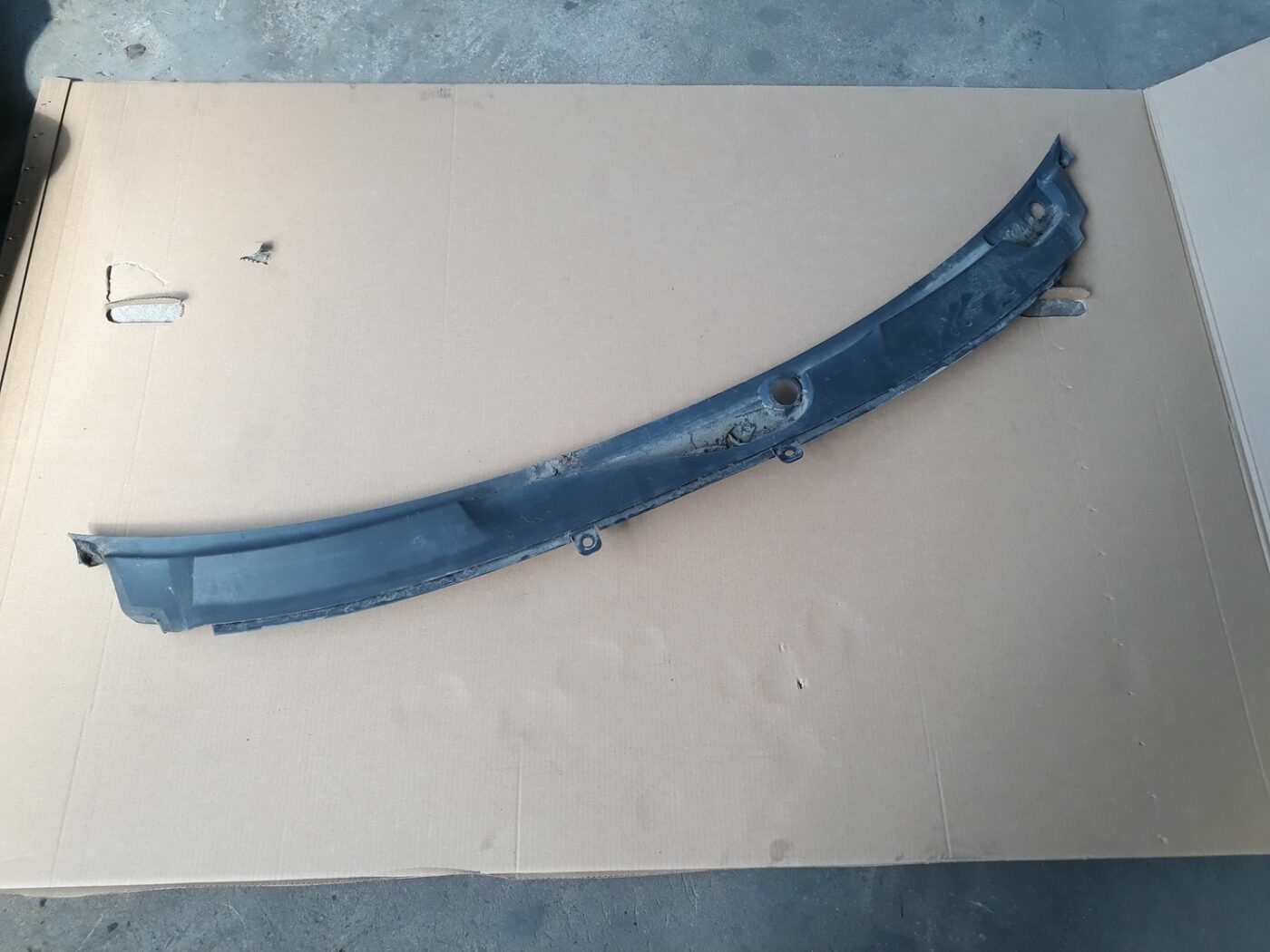 Vējstikla uzlika (deflektors) priekš AUDI A6 AVANT 2006 1 Vējstikla uzlika (deflektors) priekš AUDI A6 AVANT 2006