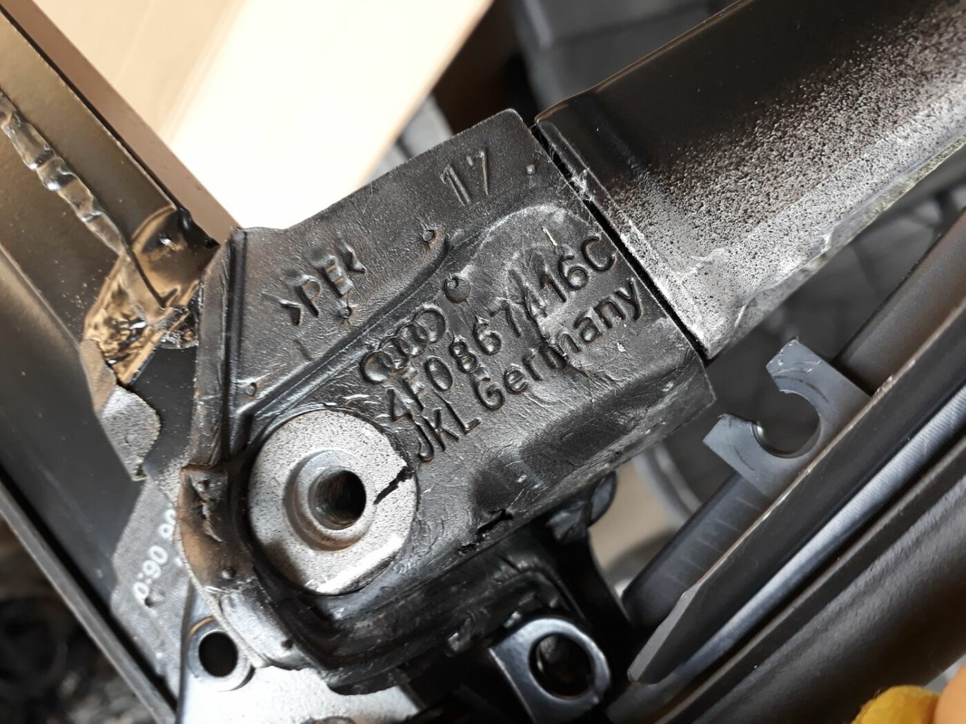 Durvju rāmis priekš AUDI A6 AVANT 2006 3 Durvju rāmis priekš AUDI A6 AVANT 2006