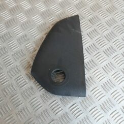 Mērinstrumentu paneļa sānu apdare priekš AUDI A6 AVANT 2006