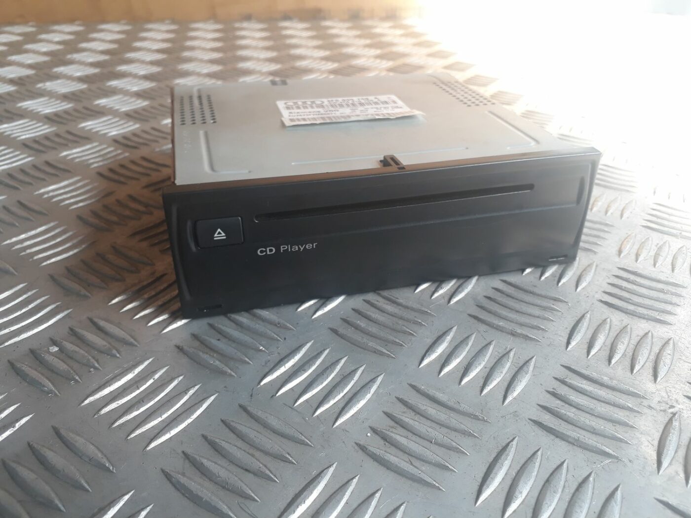 CD/DVD/Navigācijas bloks priekš AUDI A6 AVANT 2006 2 CD/DVD/Navigācijas bloks priekš AUDI A6 AVANT 2006