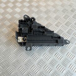 Drošinātāju kārbas korpuss priekš BMW 530D E61 2006 TOURING BLUE