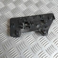 Dzinēja kabeļa vadu atbalsta plāksne priekš BMW 530D E61 2006 TOURING BLUE