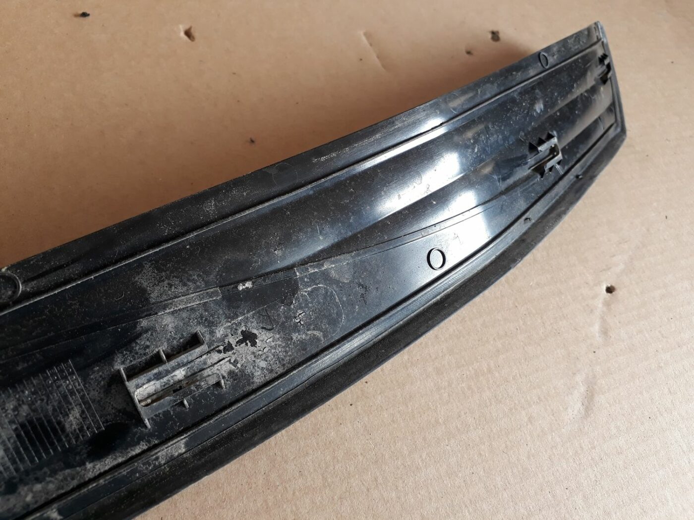 Sliekšņa aizmugurēja laba uzlika (salonā) priekš BMW 530D E61 2006 TOURING BLUE 4 Sliekšņa aizmugurēja laba uzlika (salonā) priekš BMW 530D E61 2006 TOURING BLUE