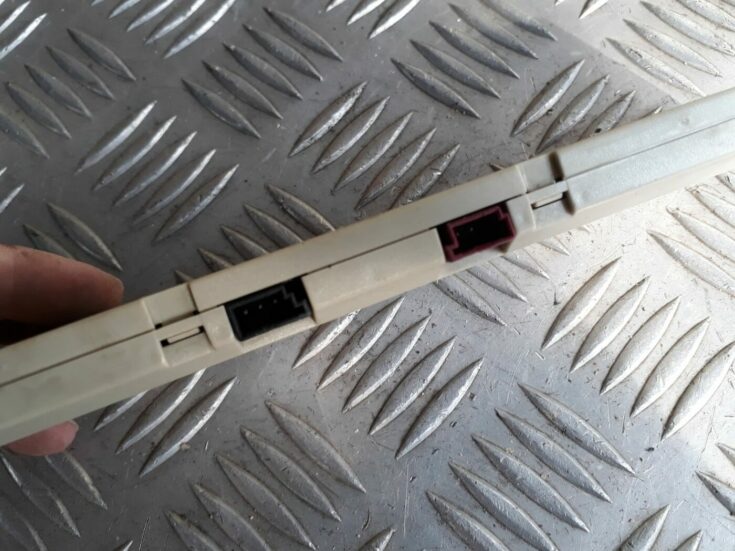 Antenas pastiprinātāja bloks priekš BMW 530D E61 2006 TOURING BLUE