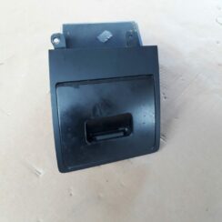 Mantu glabāšanas nodalījums vadītāja pusē priekš BMW 530D E61 2006 TOURING BLUE