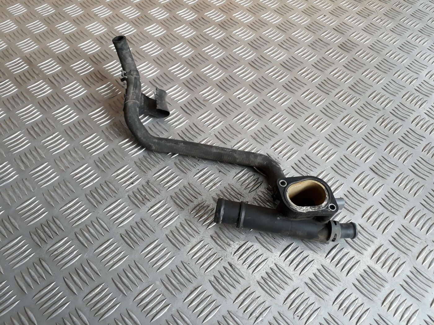 Termostata korpuss priekš SEAT IBIZA 2005 1 Termostata korpuss priekš SEAT IBIZA 2005