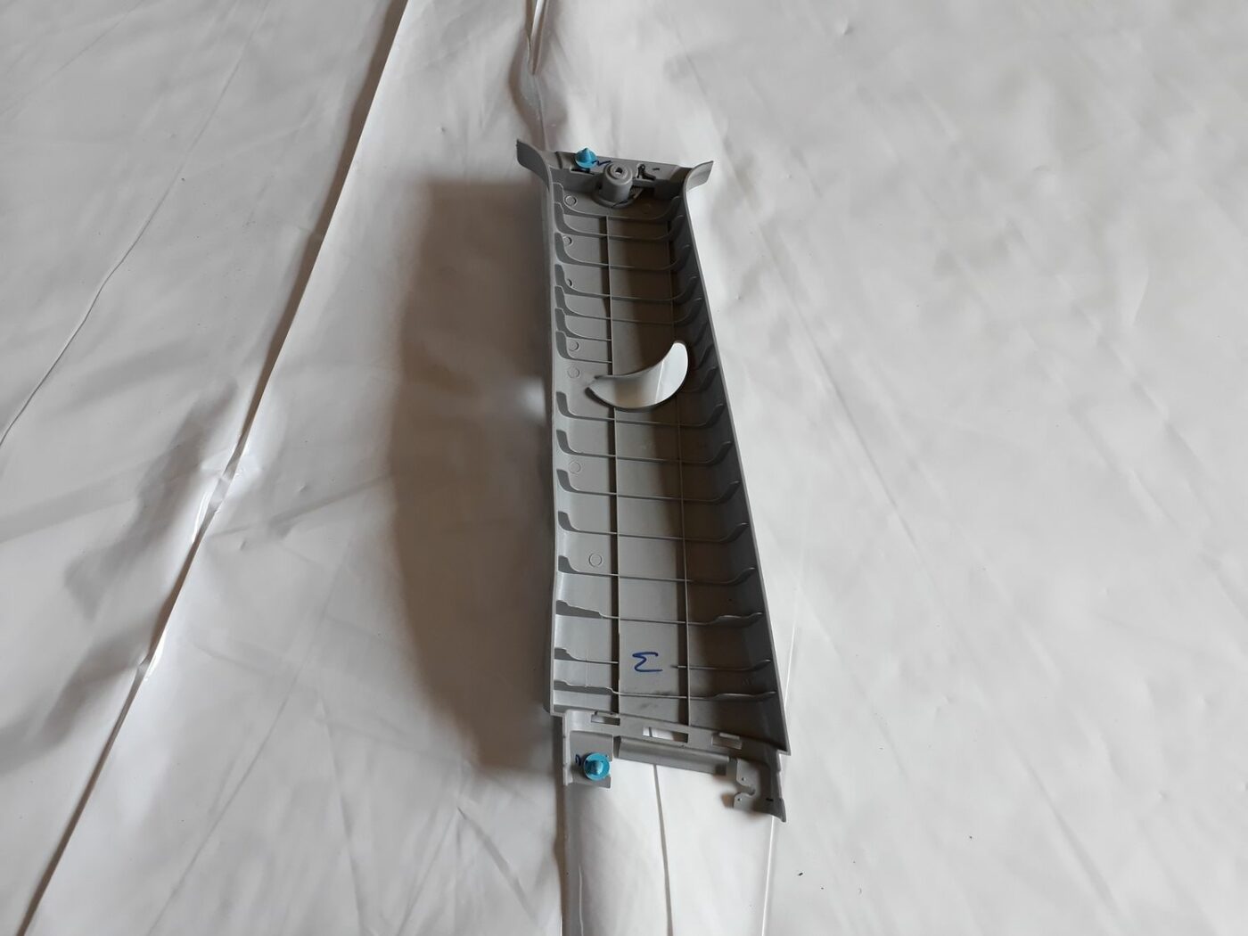 Vidējas salona statnes apdare priekš HYUNDAI I20 2011 2 Vidējas salona statnes apdare priekš HYUNDAI I20 2011