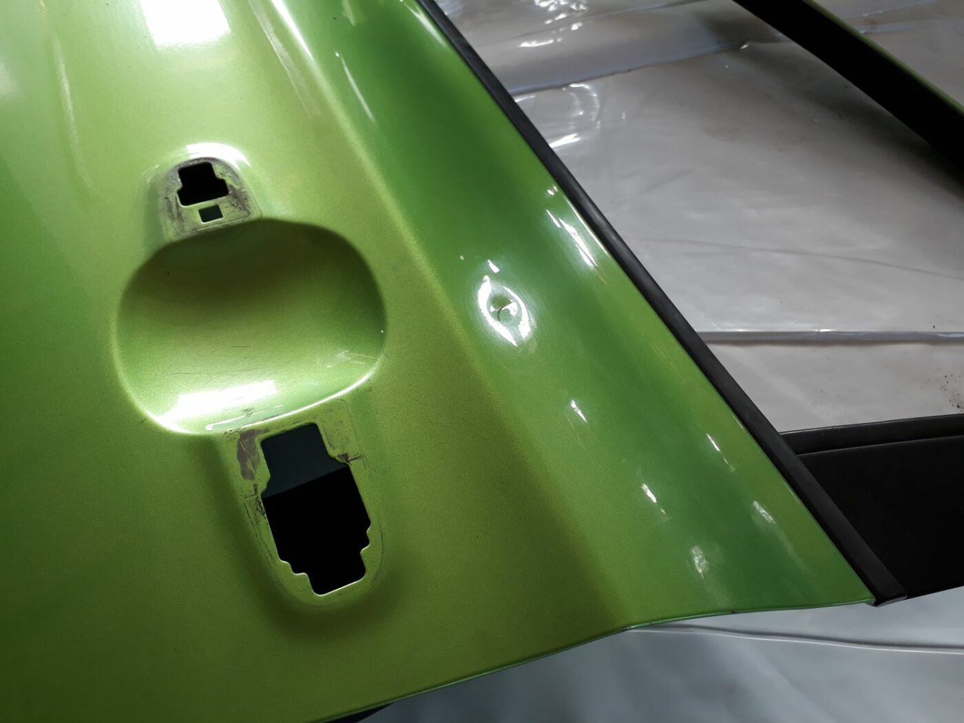 Priekšējās kreisās durvis priekš HYUNDAI I20 2011 4 Priekšējās kreisās durvis priekš HYUNDAI I20 2011