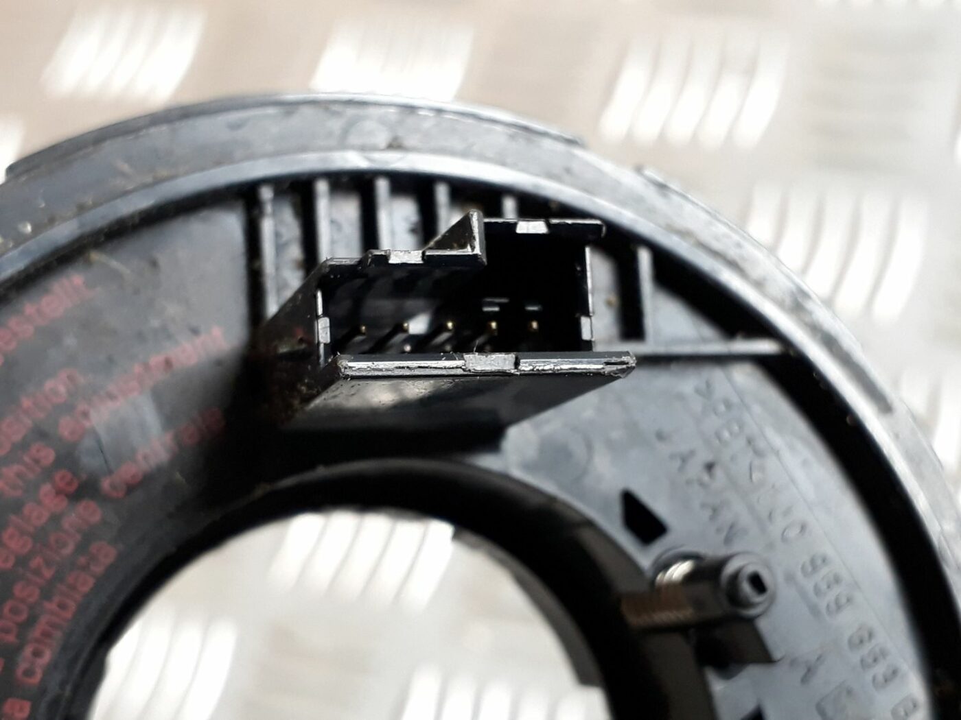 Drošības spilvena slīdgredzens priekš AUDI A4 1999 6 Drošības spilvena slīdgredzens priekš AUDI A4 1999