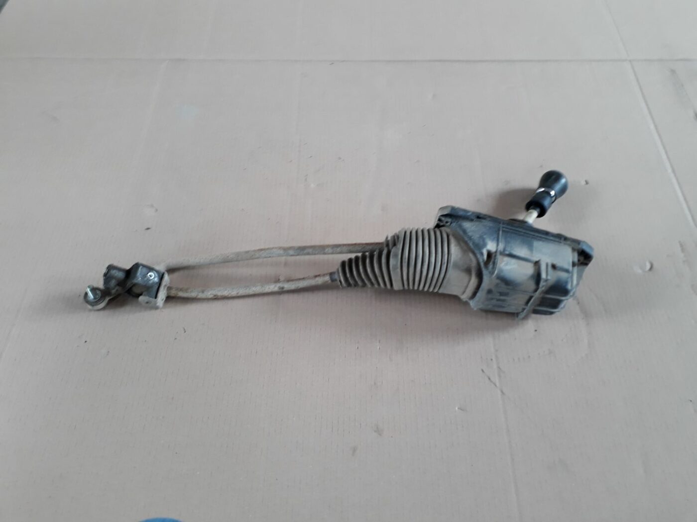 Ātrumu pārslēgšanas slēdzis priekš AUDI A4 1999 4 Ātrumu pārslēgšanas slēdzis priekš AUDI A4 1999