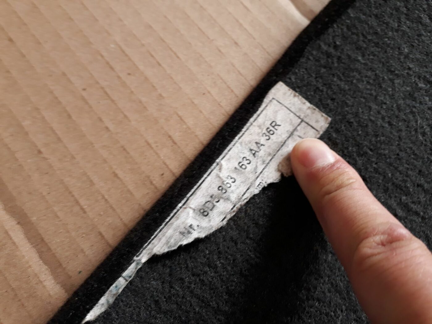 Bagāžnieka grīda priekš AUDI A4 1999 3 Bagāžnieka grīda priekš AUDI A4 1999