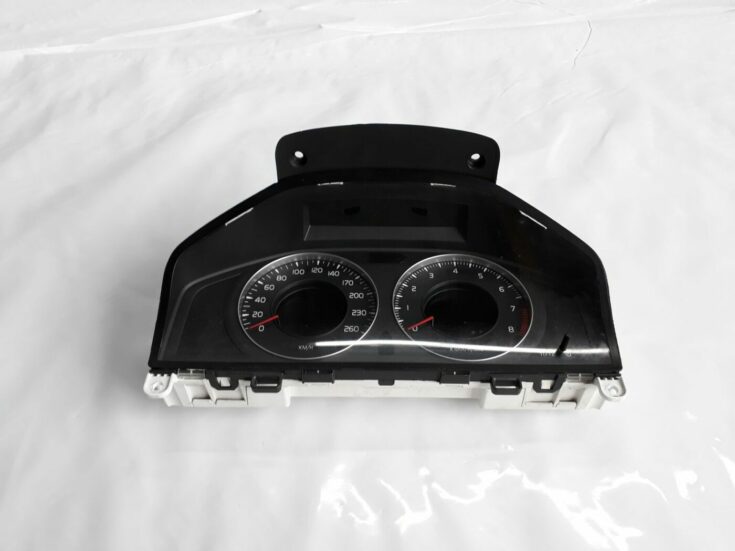 Spidometrs priekš VOLVO V70 2010