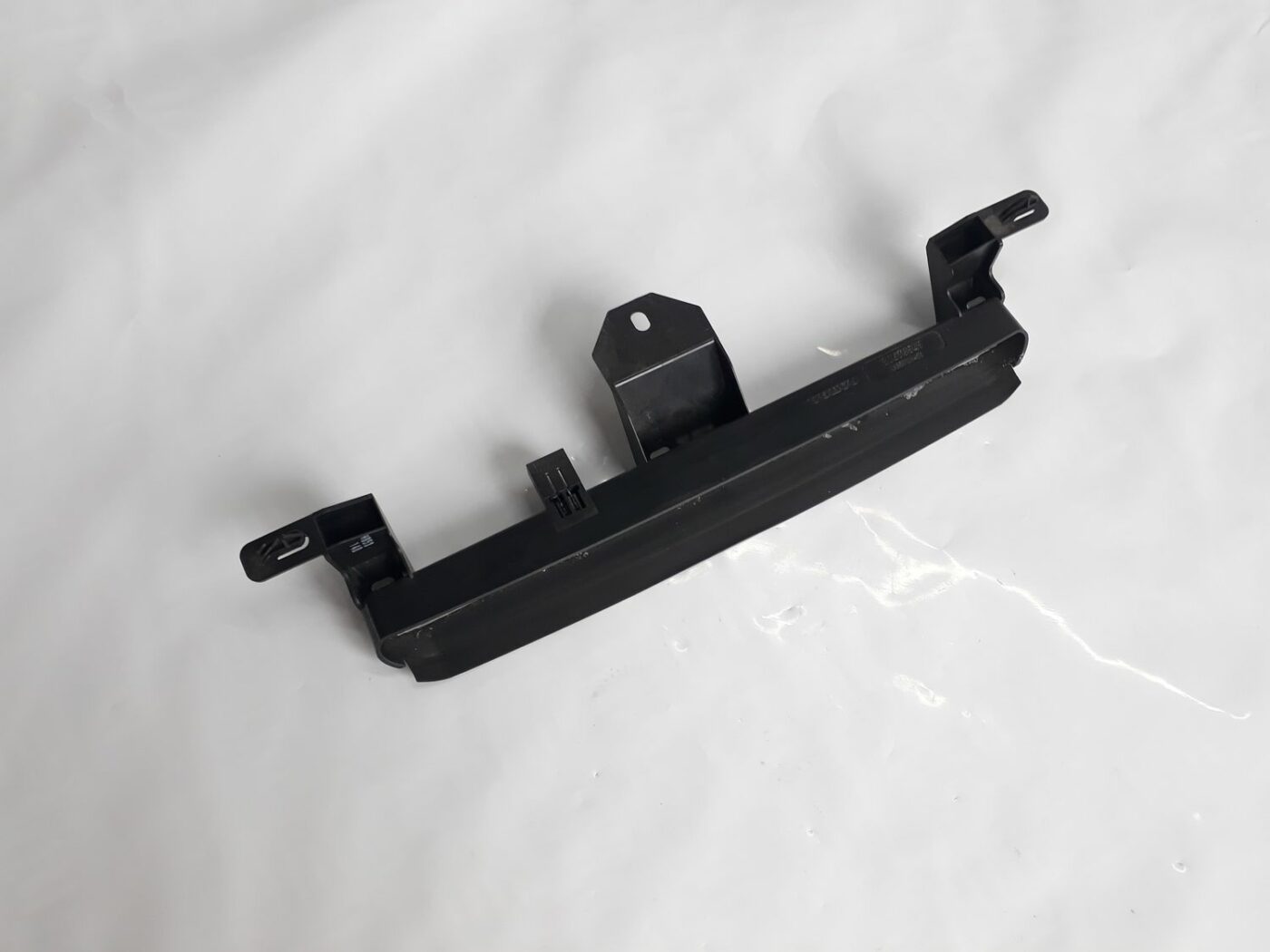 Stop signāls priekš VOLVO V70 2010 6 Stop signāls priekš VOLVO V70 2010