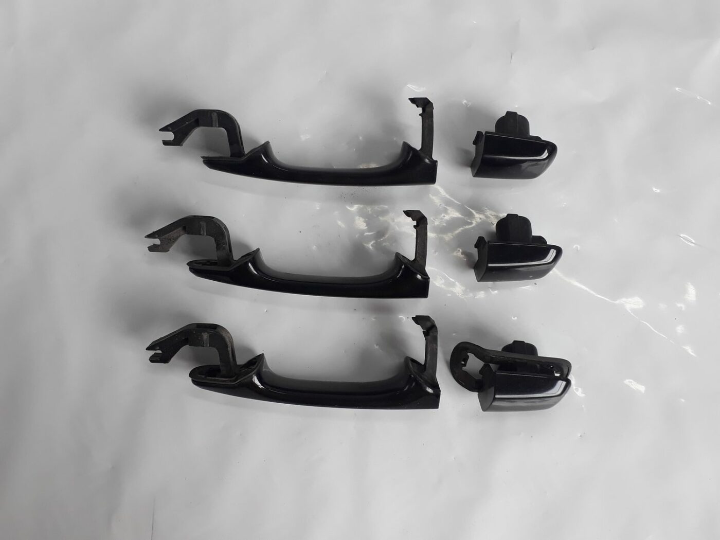 Durvju ārējais rokturis priekš VOLVO V70 2010 2 Durvju ārējais rokturis priekš VOLVO V70 2010