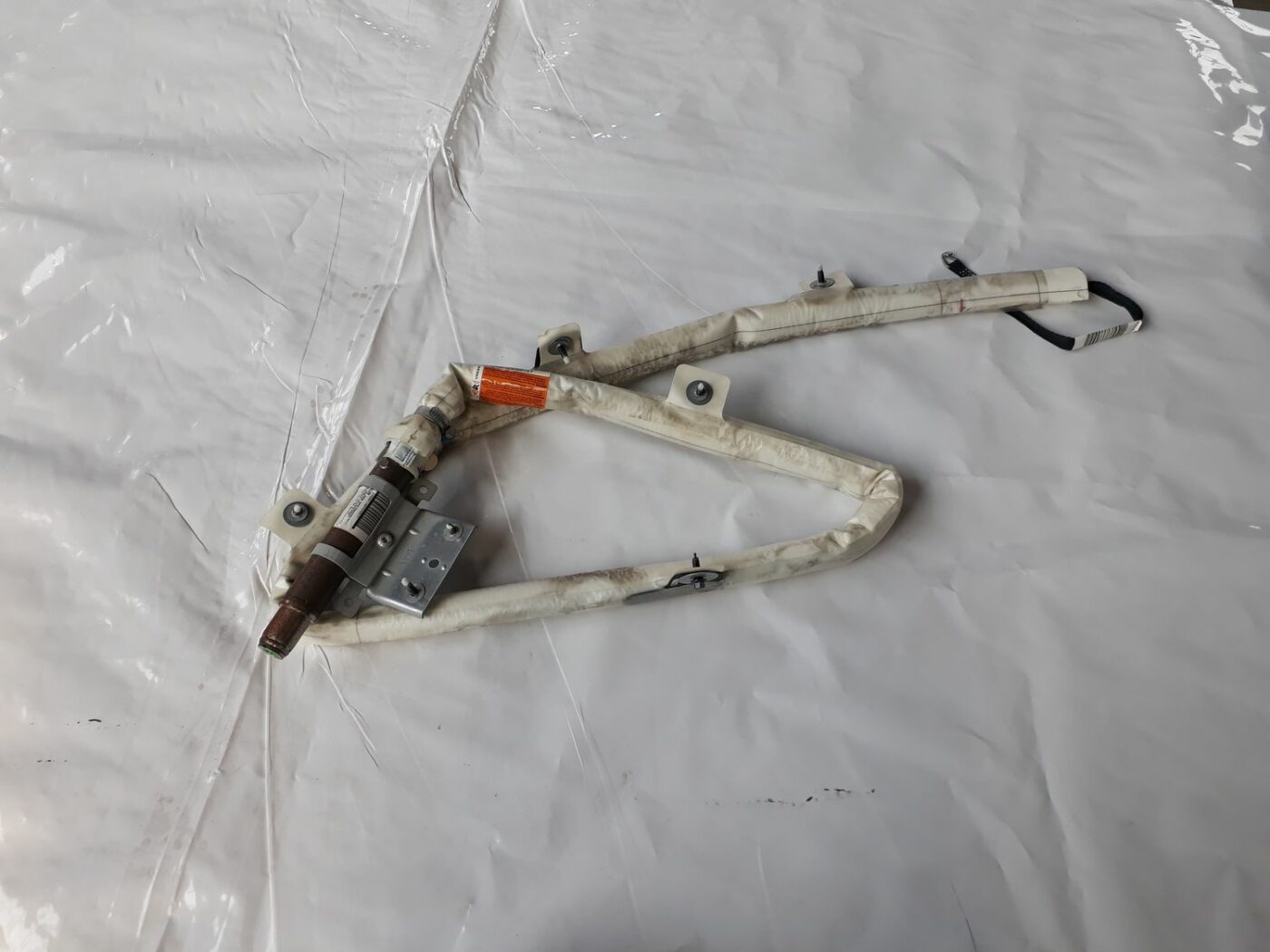 Griestu drošības spilvens, pa labi priekš VOLVO V70 2010 1 Griestu drošības spilvens, pa labi priekš VOLVO V70 2010