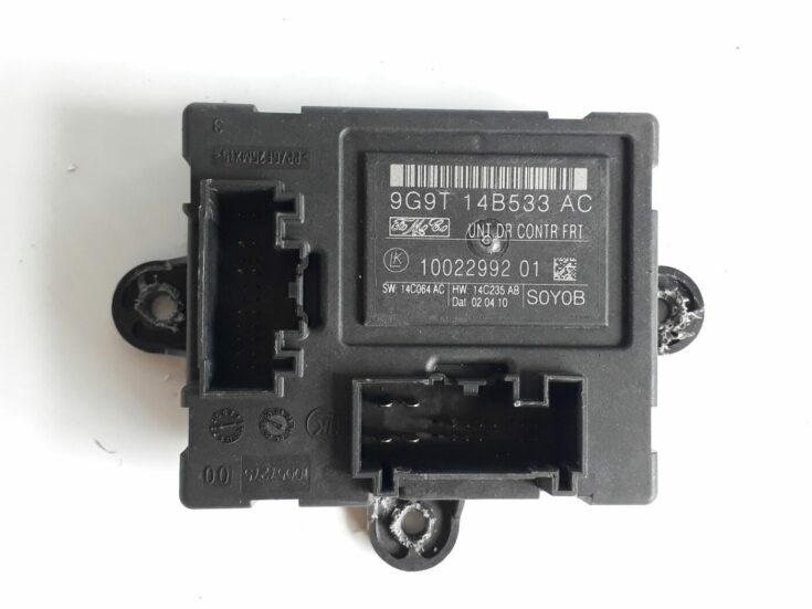 Durvju vadības bloks priekš VOLVO V70 2010